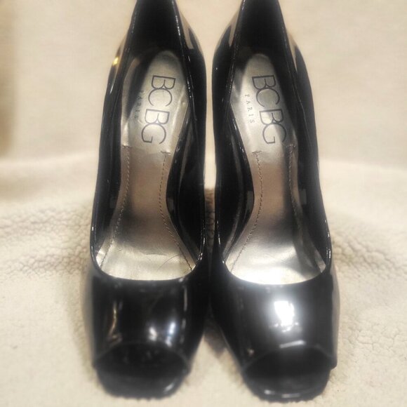 BCBG Paris Black Patent Peep Toe 3.5 Heeled " Stilettos - Size 7 - Picture 5 of 8